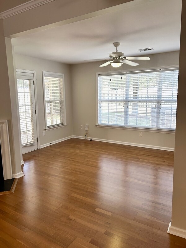 Building Photo - 35 Brightmore Dr