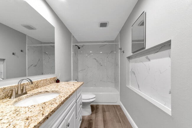 Building Photo - 5823 22nd St W