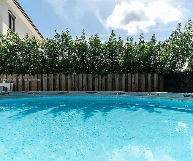 Building Photo - 28822 SW 160th Ct