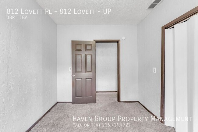 Building Photo - 812 Lovett Pl