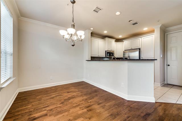 Building Photo - 2619 Corbeau Dr