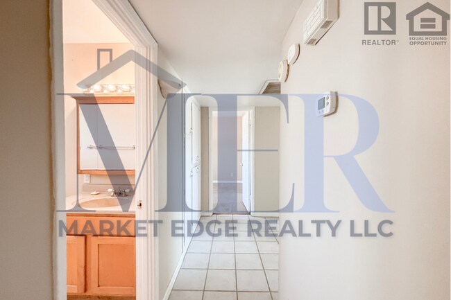Building Photo - 3Bed/2Bath House in Central Scottsdale! $1...