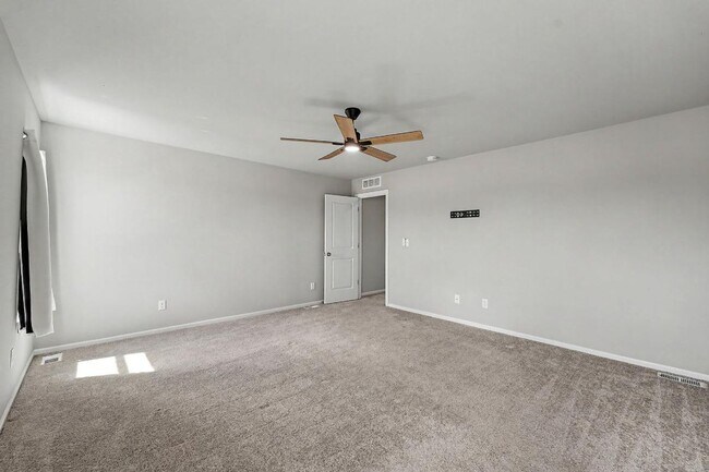 Building Photo - 15065 Iverson Lp SE
