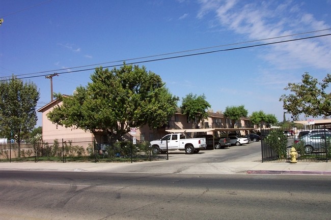 Primary Photo - Manning Plaza