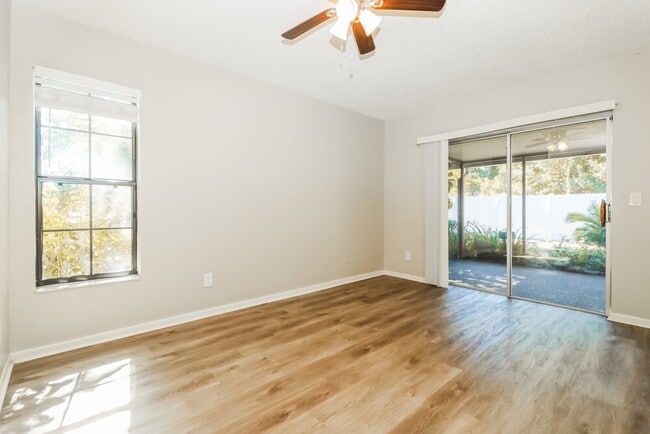 Building Photo - 113 Timber Cir