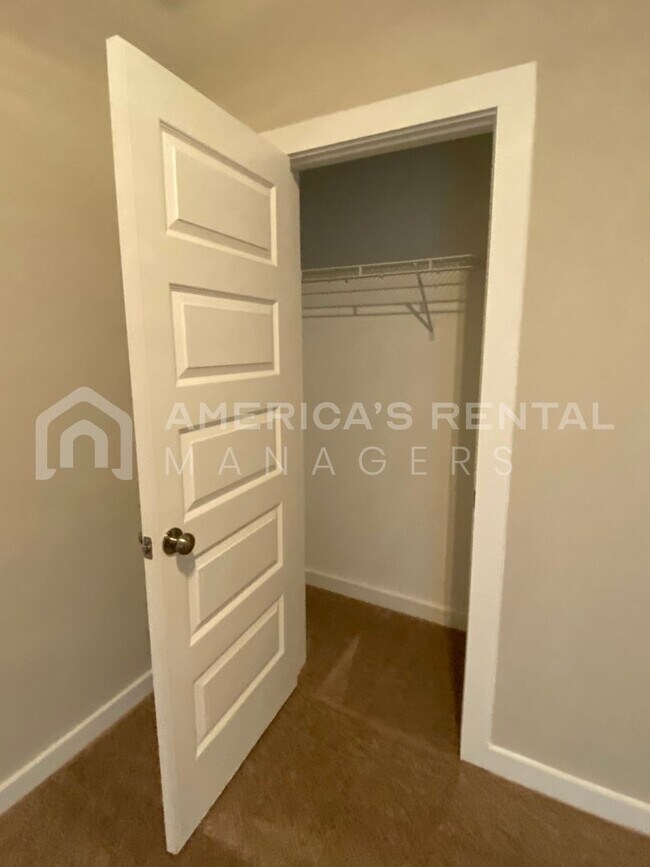 Building Photo - MOVE IN SPECIAL!! Home for Rent in Jasper, AL!!! AVAILABLE NOW!! Sign a 13 Month Lease by 7/15/26...