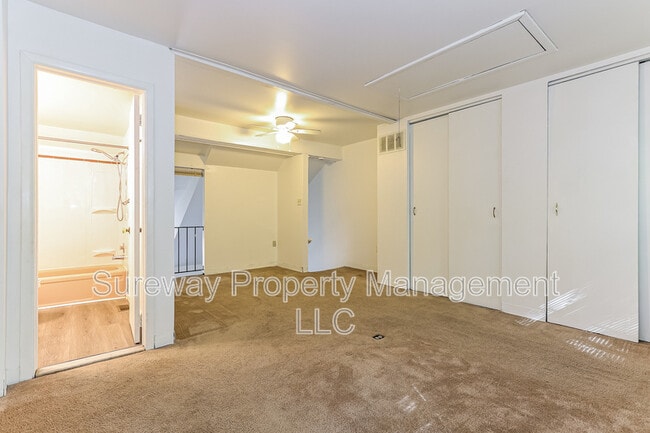Building Photo - 78 Chelsea Cir