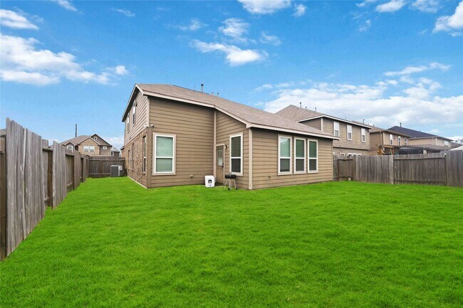 Building Photo - 14702 Meadow Acre Trl