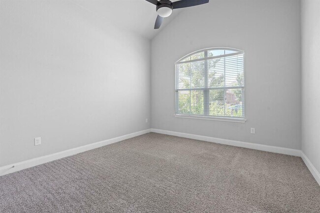 Building Photo - 9213 Margaret Jewel Ln