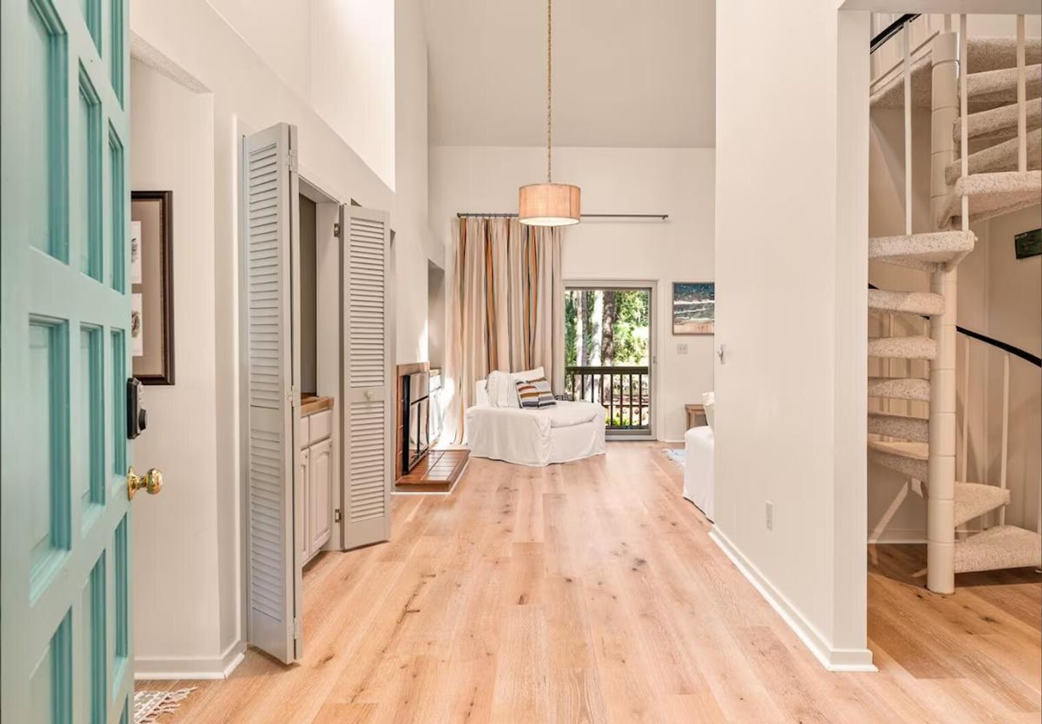 Building Photo - 2415 The Haul Over