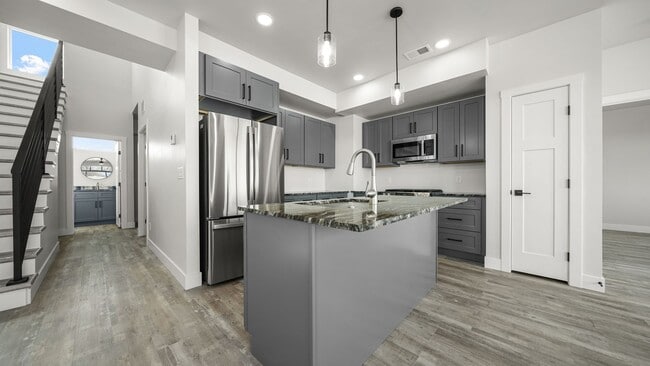 Building Photo - 1109 Mee Cyn Cir