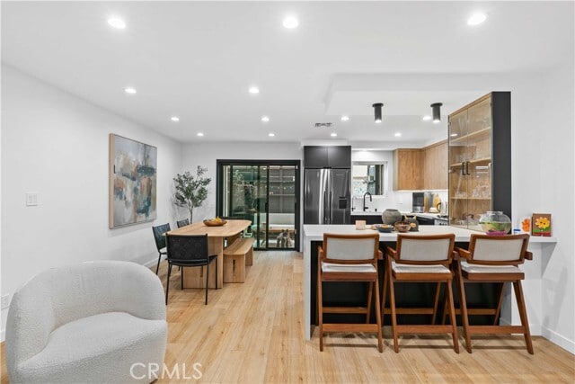 Building Photo - 635 E Magnolia Blvd