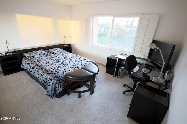 Building Photo - 7820 E Camelback Rd