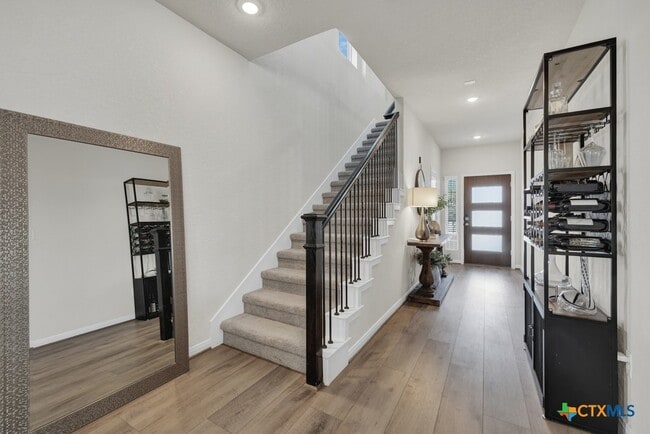 Building Photo - 816 Windflower