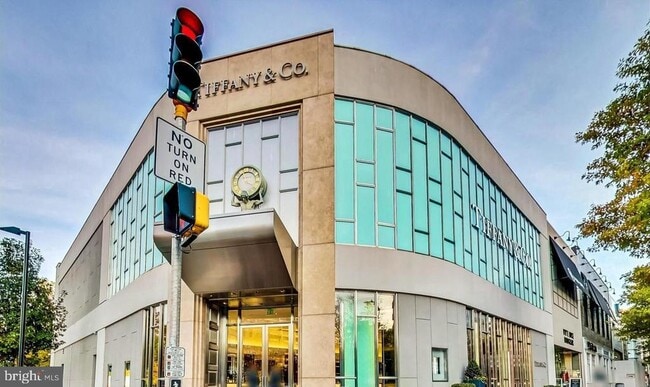 Building Photo - 4515 Willard Ave