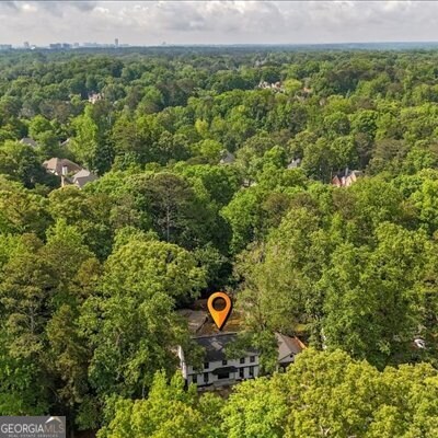 Building Photo - 3270 Brookview Dr