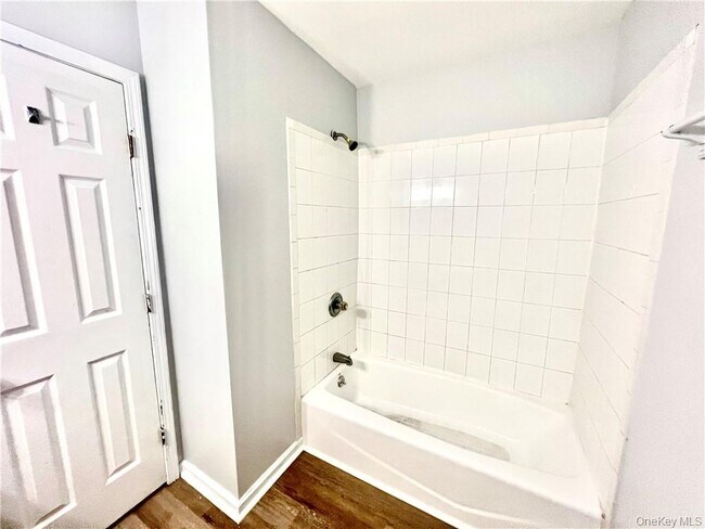 Building Photo - 51 Wood Lake Dr