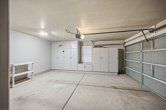 Building Photo - 8438 E Keats Ave