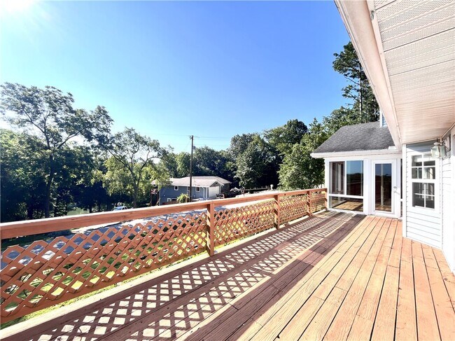 Building Photo - 40 Portsmouth Dr
