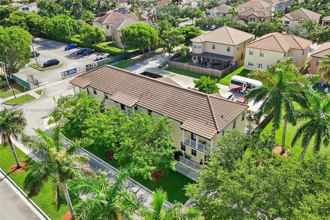 Building Photo - 24313 SW 115 Ct