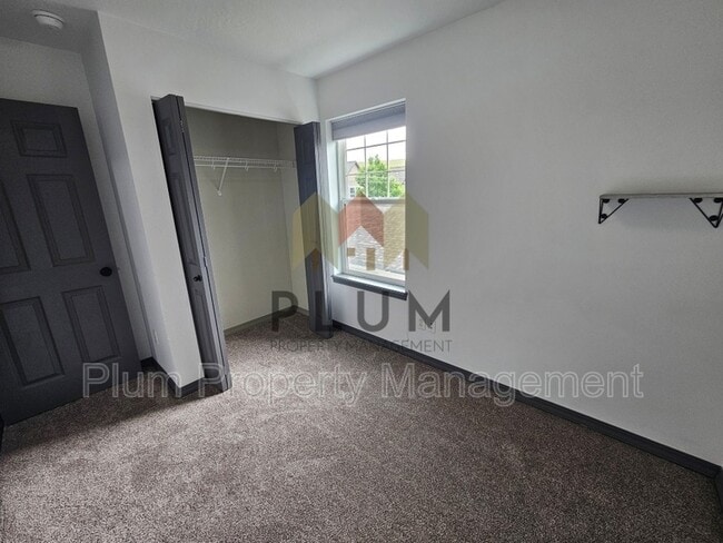 Building Photo - 1314 Bulwer St