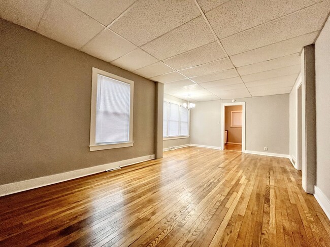 Building Photo - Three Bedroom Home in Muskegon