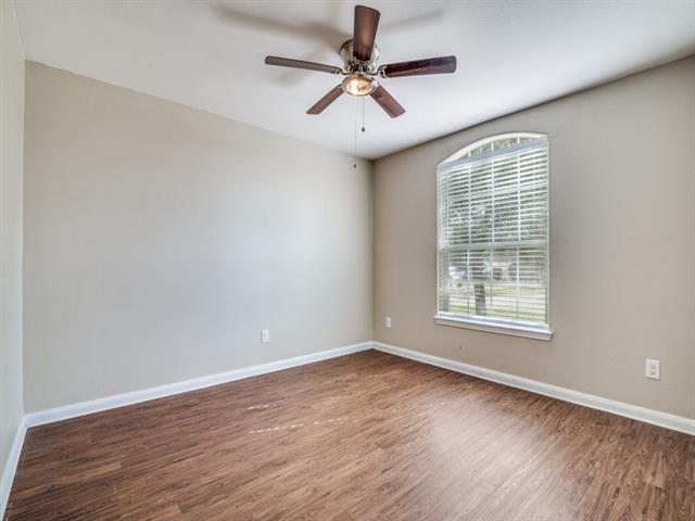 Building Photo - 2037 Fairview Dr