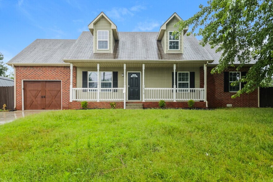 Primary Photo - 1519 Cason Trail