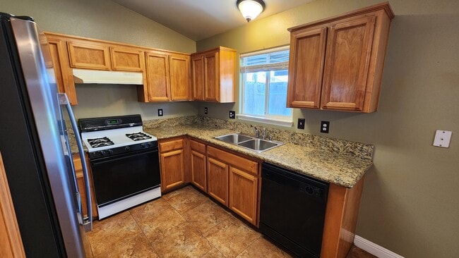 Building Photo - 409 Harvest Creek Rd