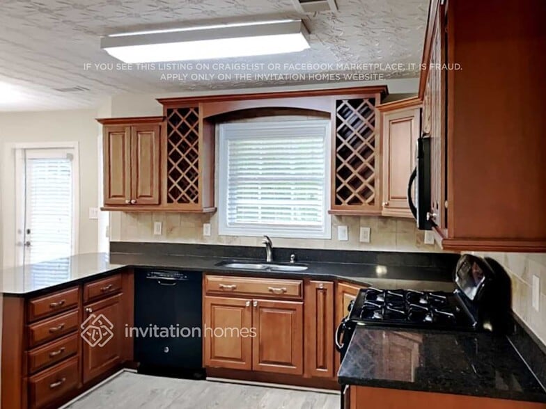 Building Photo - 3254 Baymount Way