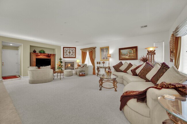 Building Photo - 875 Chaste Ct