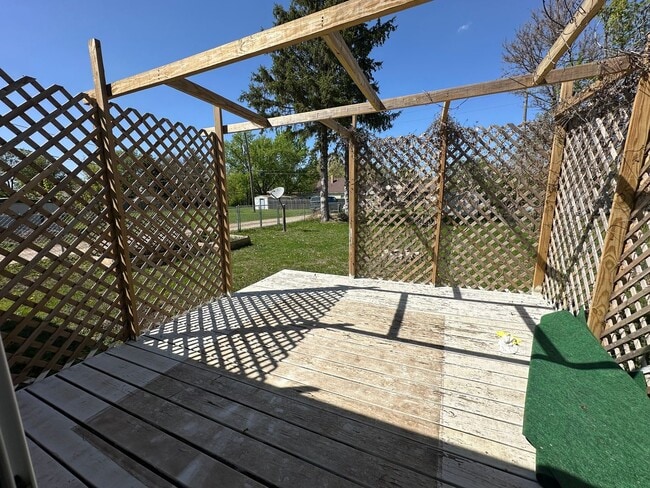Building Photo - 2 Bedroom House in Webster City $750