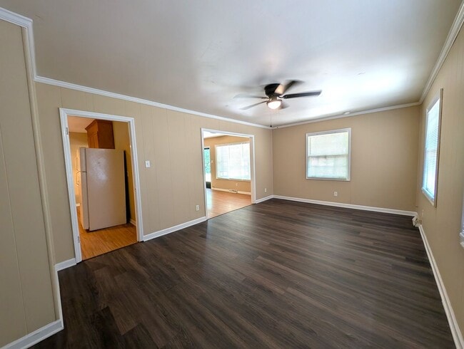 Building Photo - Charming Ranch Style home located in Forest Pawtuckett Community in NC!