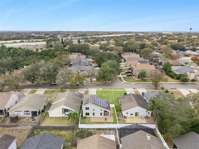 Building Photo - 7236 Somersworth Dr