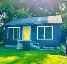 Building Photo - Cute Home Mid City