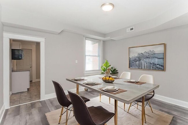 Building Photo - 1814 E 30th St