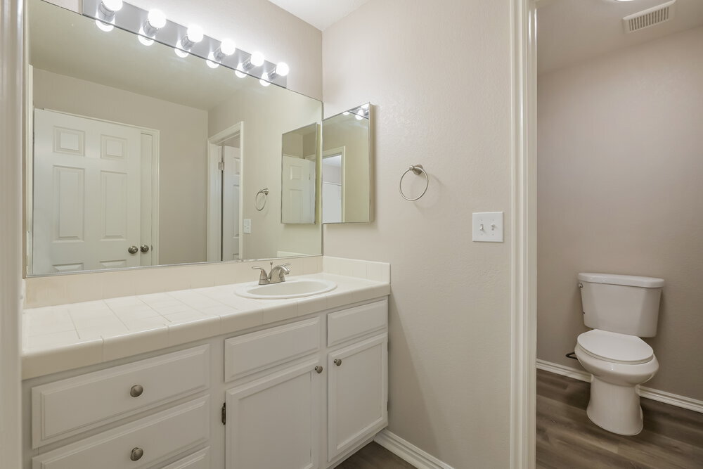 Building Photo - 1733 Toltec Cir