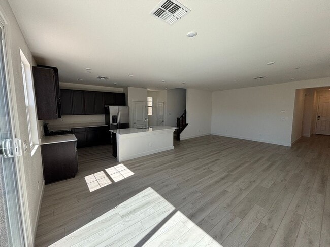 Building Photo - Modern 2-Story in Inspirada 4 Bed 3 Bath, Loft, Downstairs Bed & Open Floorplan