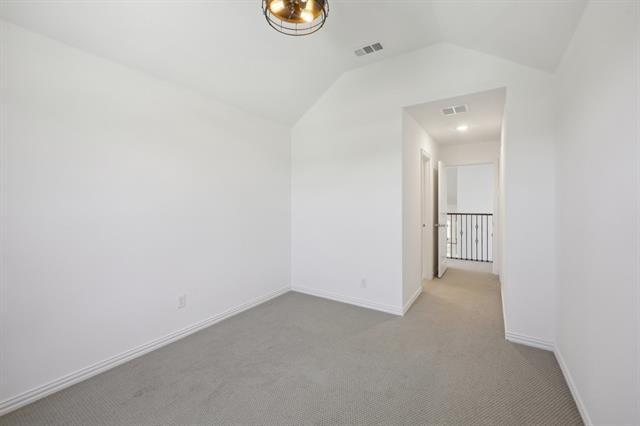 Building Photo - 4101 Hawthorn Dr