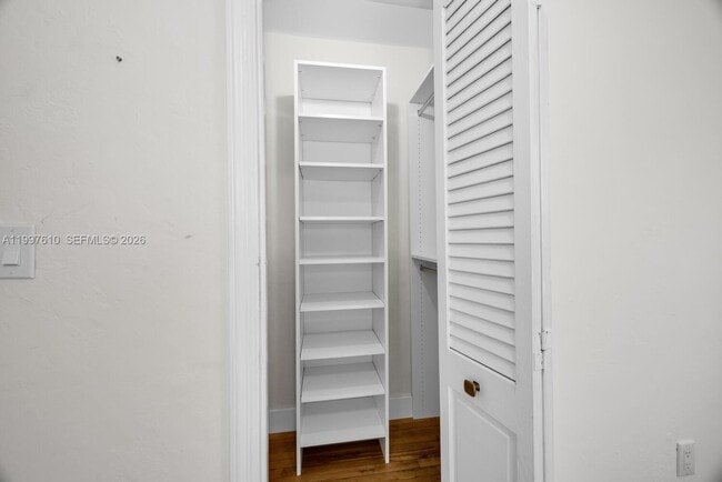 Building Photo - 5510 SW 76th St