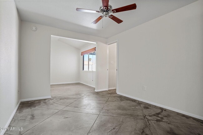 Building Photo - 14231 N 37th Pl