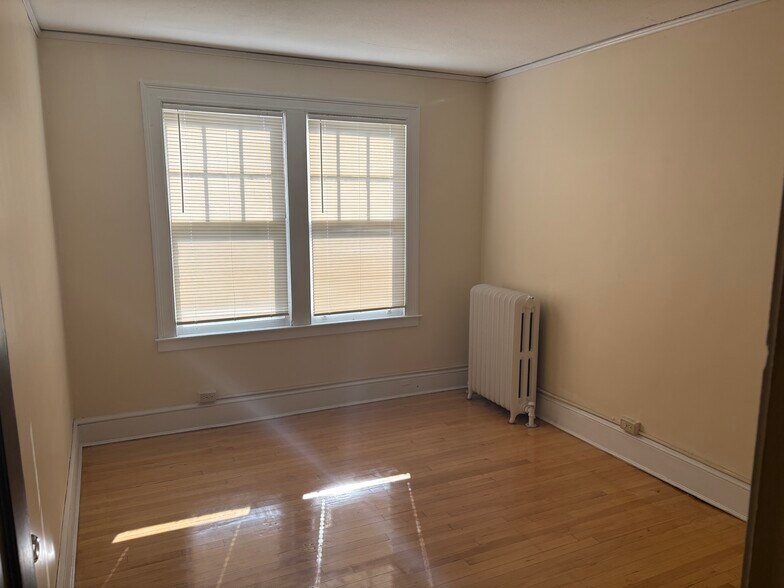 Bedroom - 191 Standish St