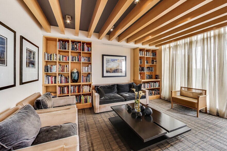 Building Photo - 475 K St NW