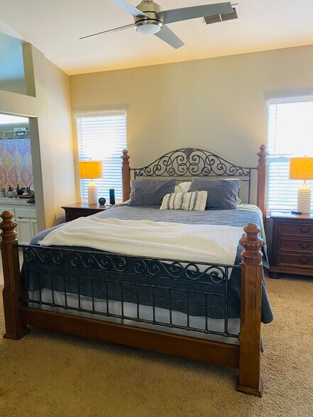 Building Photo - 5411 Havenhurst Cir