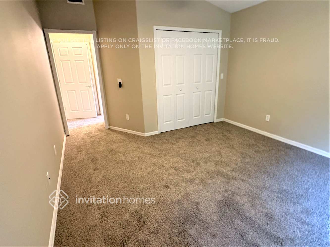 Building Photo - 1453 Hyde Park Dr