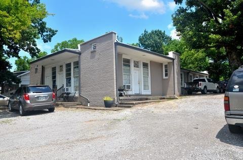 Building Photo - 227 5th Ave N