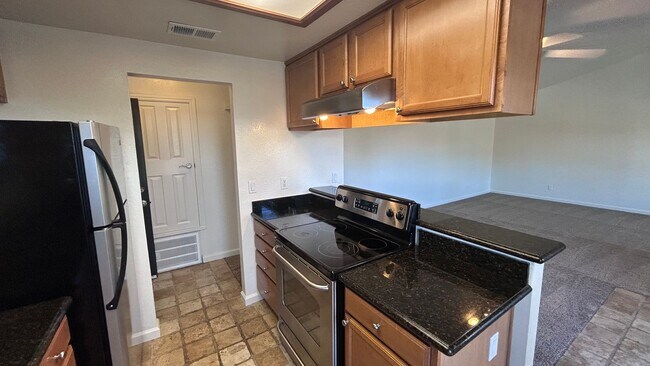 Building Photo - 3945 Dale Rd