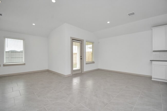 Building Photo - 7731 Suffolk Vly Ln