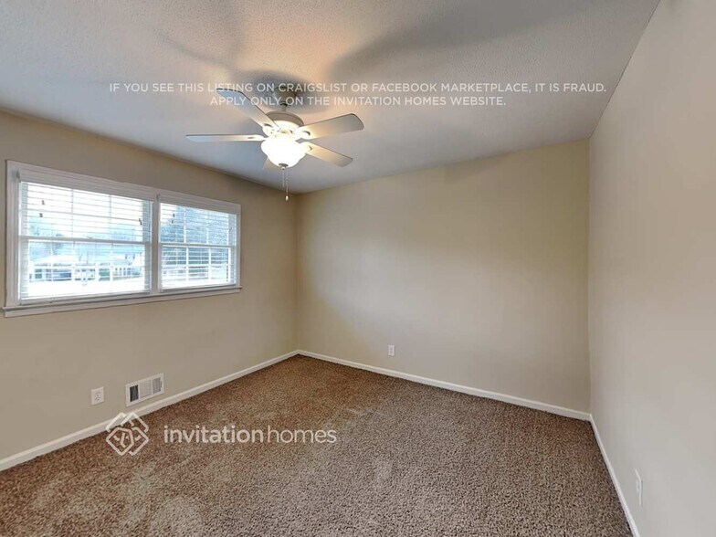 Building Photo - 1271 Little Acres Pl NE