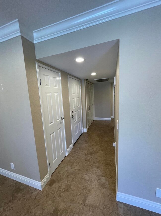 Building Photo - 43376 Cook St